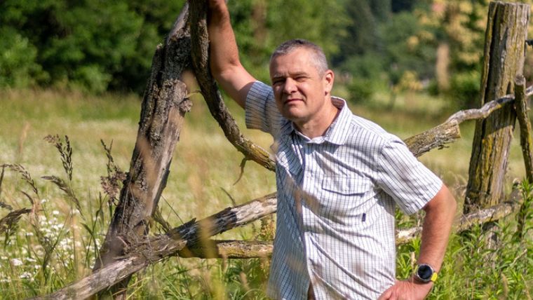 “Ha minden így marad, ahogy most van, ez a betegség végig fog söpörni a magyar borvidékeken, mint a filoxéra” “Ha minden így marad, ahogy most van, ez a betegség végig fog söpörni a magyar borvidékeken, mint a filoxéra”