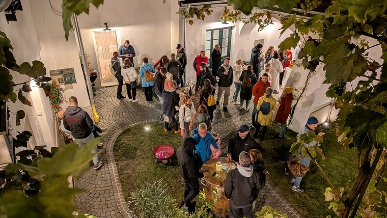 Hey, ponchichter! Hey, ponchichter!