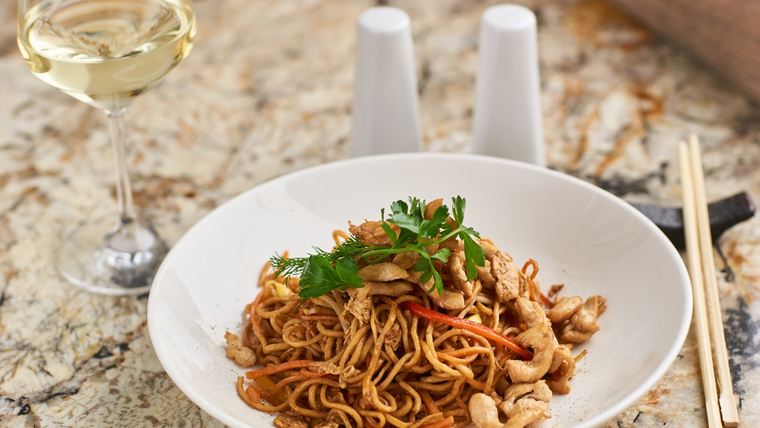 A japán, a thai, és a görög konyha fogásai mellé is jó választás a bor A japán, a thai, és a görög konyha fogásai mellé is jó választás a bor