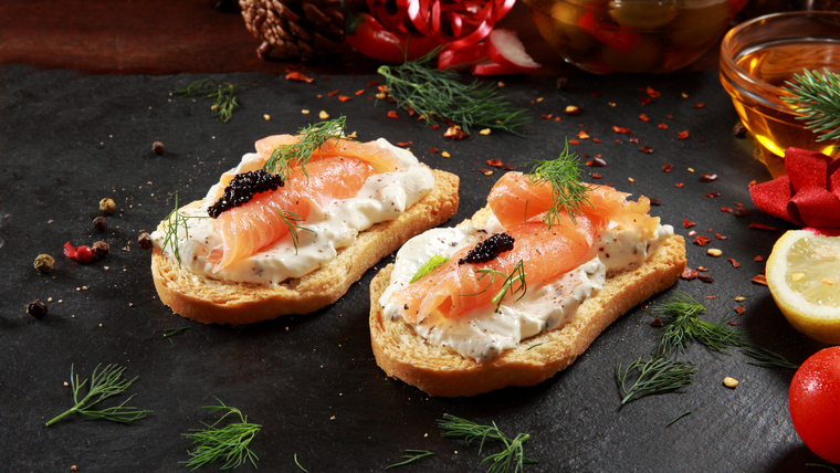 Batyus farsangi bálba készülsz? Itt van néhány gyorsan elkészíthető falatka borhoz és pezsgőhöz Batyus farsangi bálba készülsz? Itt van néhány gyorsan elkészíthető falatka borhoz és pezsgőhöz